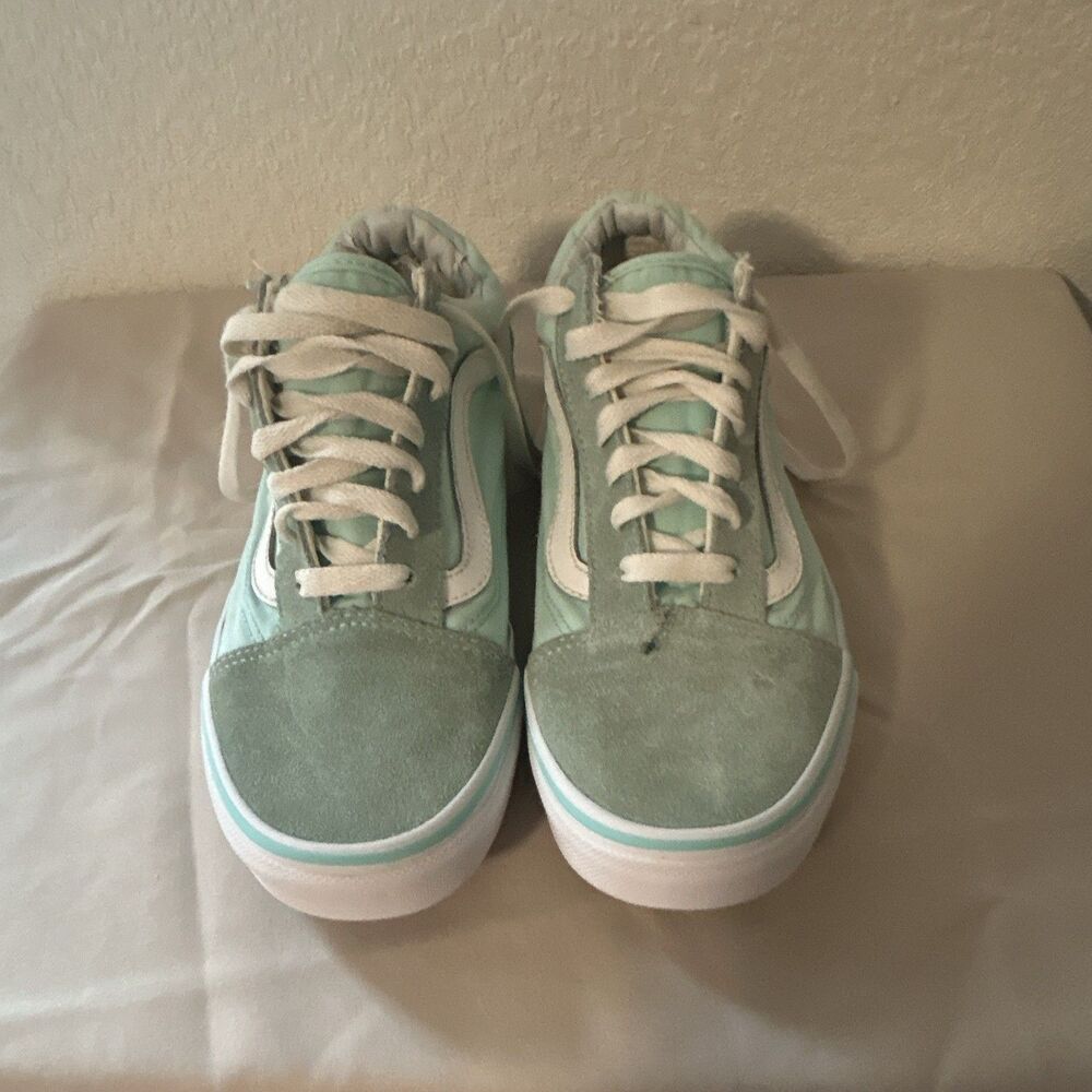 VANS Old Skool Mint Green, Women’s Size 7.5